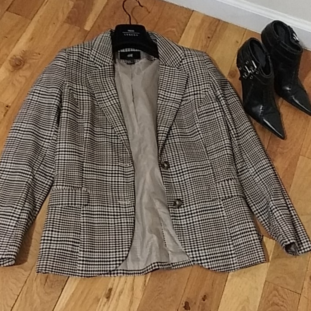 H&M suit